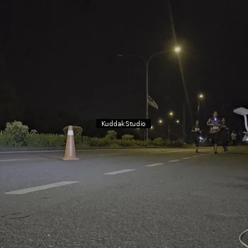 Runner Photo 7790638