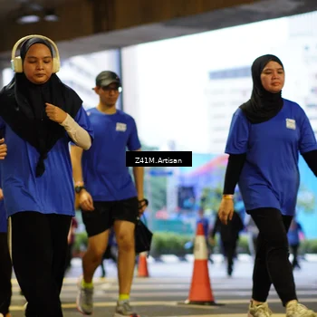 Runner Photo 7790645