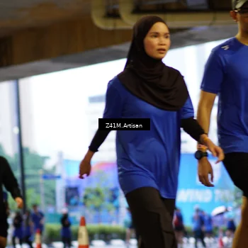 Runner Photo 7790649
