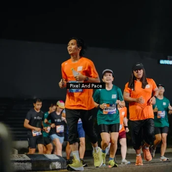 Runner Photo 7790659