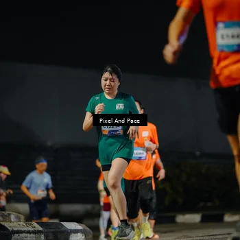 Runner Photo 7790661