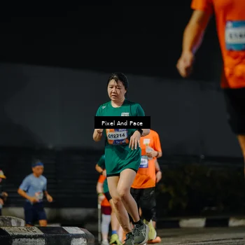 Runner Photo 7790677