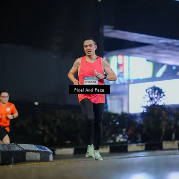Runner Photo 7790686