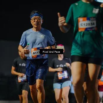 Runner Photo 7790687