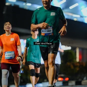 Runner Photo 7790704