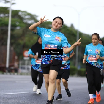 Runner Photo 7790709