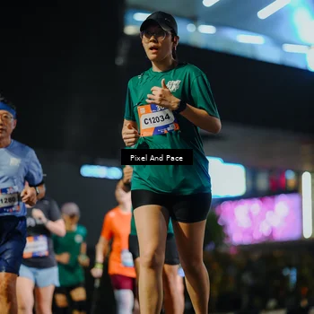 Runner Photo 7790712