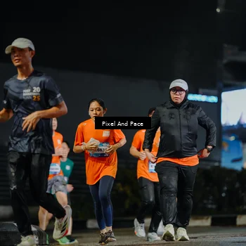 Runner Photo 7790728