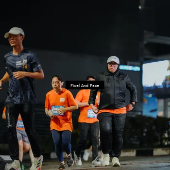 Runner Photo 7790733