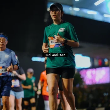 Runner Photo 7790736