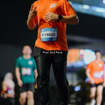 Runner Photo 7790754