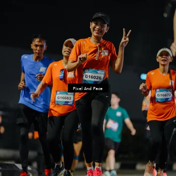 Runner Photo 7790764