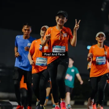 Runner Photo 7790773