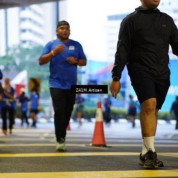 Runner Photo 7790783