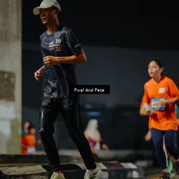 Runner Photo 7790784