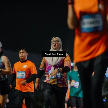 Runner Photo 7790785