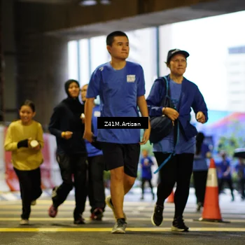 Runner Photo 7790800