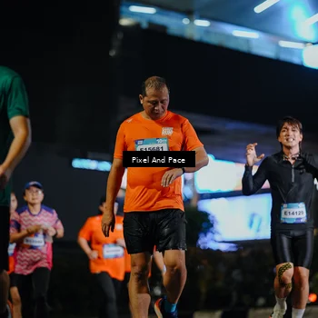 Runner Photo 7790801