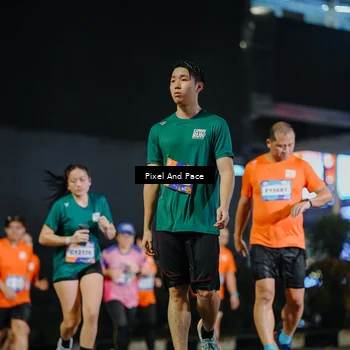 Runner Photo 7790805