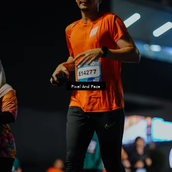 Runner Photo 7790811