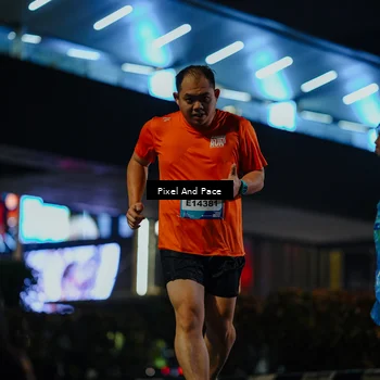 Runner Photo 7790832