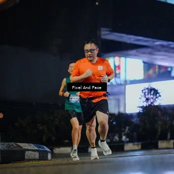Runner Photo 7790840