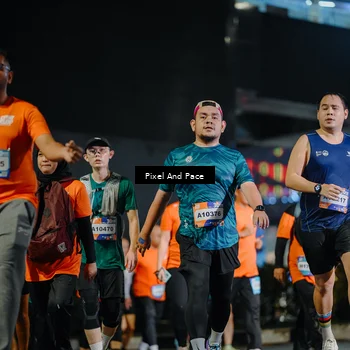 Runner Photo 7790845