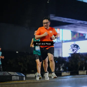 Runner Photo 7790856