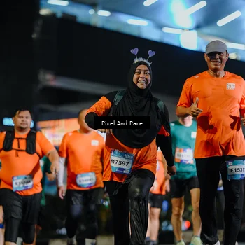 Runner Photo 7790876