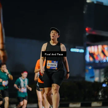 Runner Photo 7790901