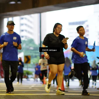 Runner Photo 7790907