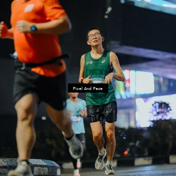 Runner Photo 7790916