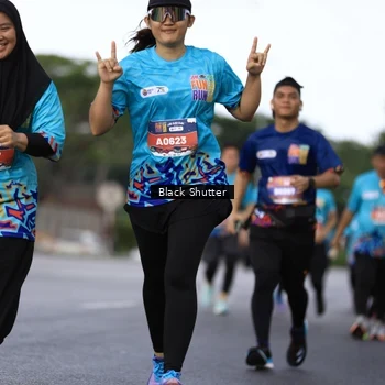 Runner Photo 7790925