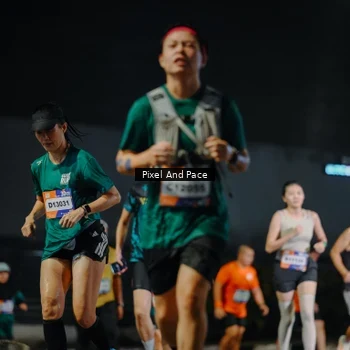 Runner Photo 7790938