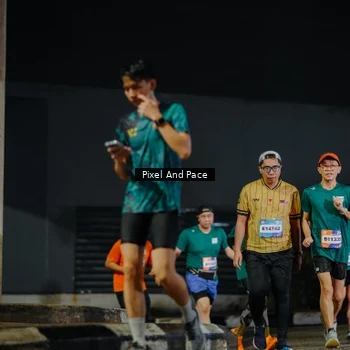 Runner Photo 7790947