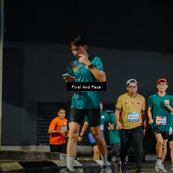 Runner Photo 7790953