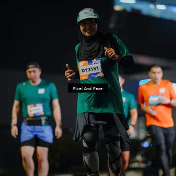 Runner Photo 7790962