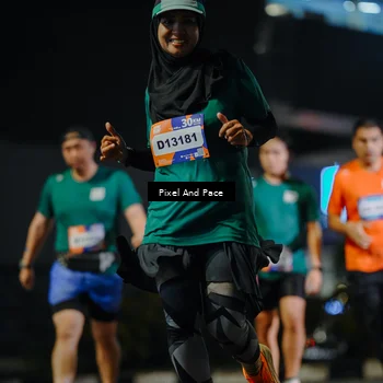 Runner Photo 7790971