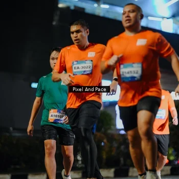 Runner Photo 7790978
