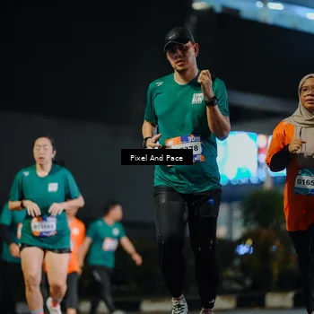 Runner Photo 7791077