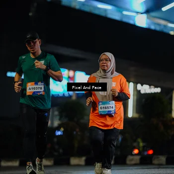 Runner Photo 7791096