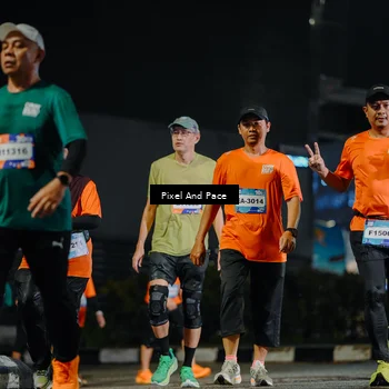 Runner Photo 7791103