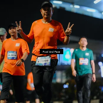Runner Photo 7791122