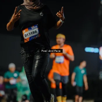 Runner Photo 7791298