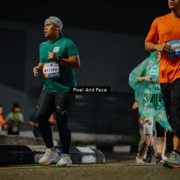 Runner Photo 7791310