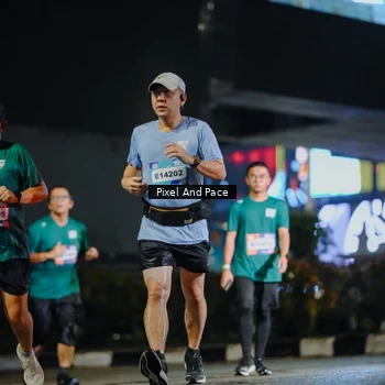 Runner Photo 7791372