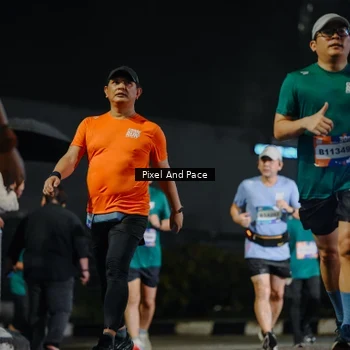 Runner Photo 7791375