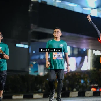 Runner Photo 7791387