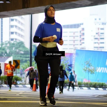 Runner Photo 7791397