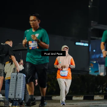Runner Photo 7791404